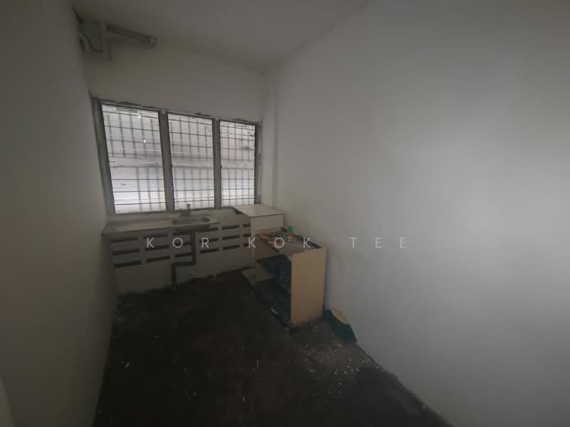 Flat for Rent at Flat Taman Asa Jaya - Kor Kok Tee - Kitchen - PropertyGuru.com.my