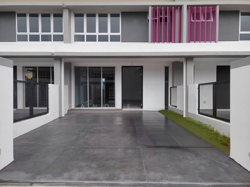 2-storey Terraced House for Sale in Bukit Raja (Selangor) - Candee Tan - Exterior - PropertyGuru.com.my