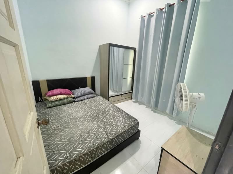Semi-Detached House for Sale in Kampung Nyior (Kuala Paka) - Muhammad Najmi - Bedroom - PropertyGuru.com.my