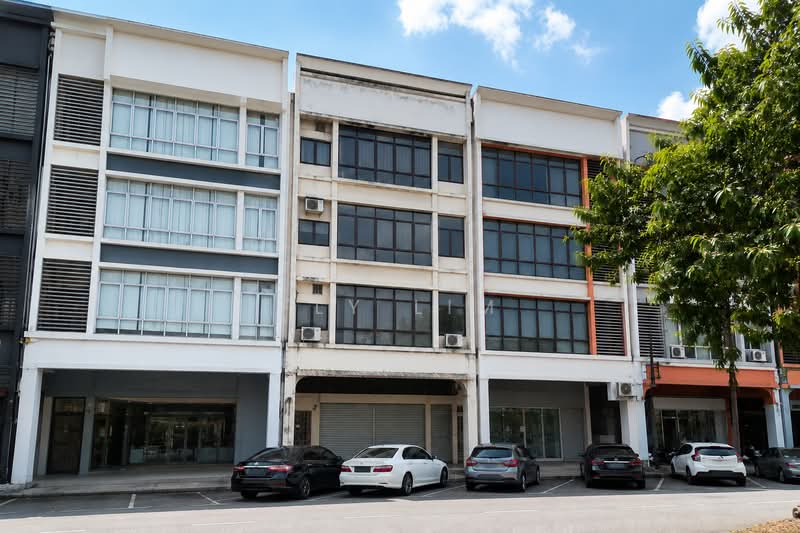Kedai / Pejabat untuk Dijual di Taman Sri Muda (Shah Alam) - Fly Lim - Exterior - PropertyGuru.com.my
