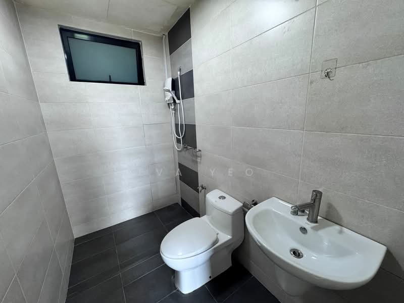 Service Residence for Sale at Molek Regency - Eva Yeo - Bathroom - PropertyGuru.com.my
