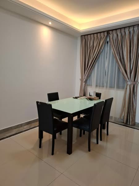 Service Residence for Rent at R&F Princess Cove Phase 1 - Zoey Lee - Dining Room - PropertyGuru.com.my