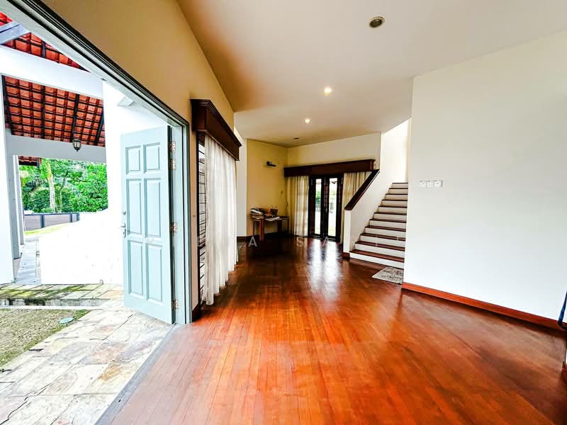 Rumah Banglo untuk Dijual di Shah Alam (Selangor) - Reena Sarif - Living Room - PropertyGuru.com.my
