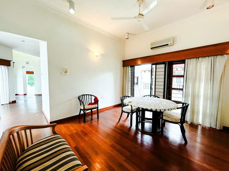 Rumah Banglo untuk Dijual di Shah Alam (Selangor) - Reena Sarif - Living Room - PropertyGuru.com.my