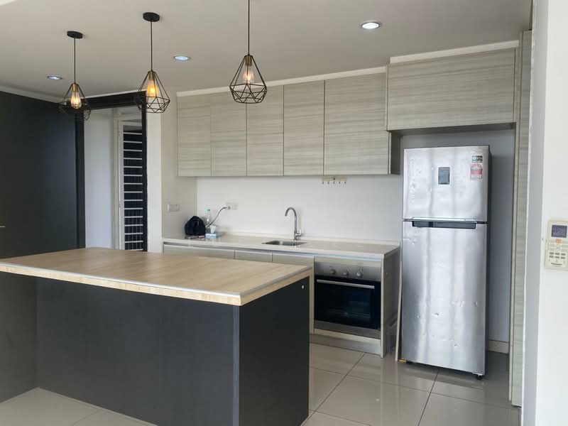Kondominium untuk Disewa di Windows on The Park - Luff Lee - Kitchen - PropertyGuru.com.my