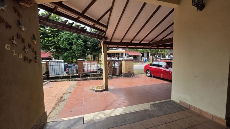 Terraced House for Sale in End Lot Superlink Terrace Jalan Birai (Shah Alam) - Reena Sarif - PropertyGuru.com.my