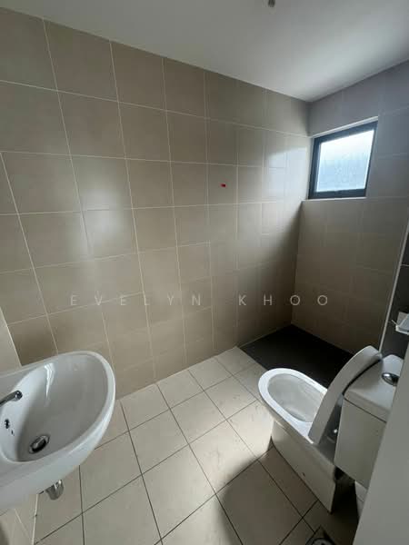 2-storey Terraced House for Sale in Rawang (Selangor) - Evelyn Khoo - Bathroom - PropertyGuru.com.my
