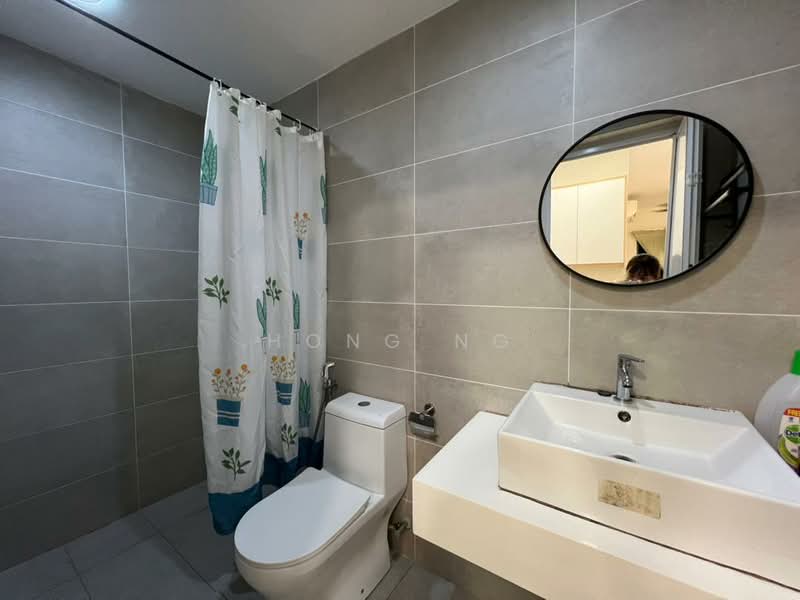 Servis Apartment untuk Disewa di The Glenz @ Glenmarie - Hong Ng - Bathroom - PropertyGuru.com.my