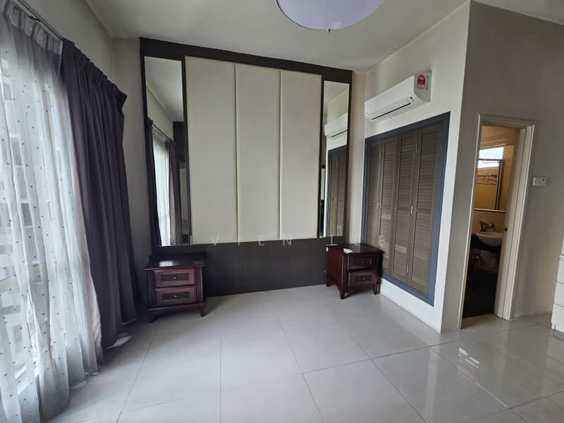Kondominium untuk Dijual di East Lake Residence - Vivien Lee - Bedroom - PropertyGuru.com.my