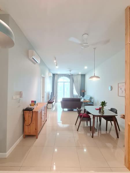 Condominium for Rent at Isle of Kamares - Eryna Sairy - PropertyGuru.com.my