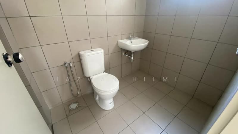 2-storey Terraced House for Sale in Bandar Bukit Raja (Klang) - Hazwan Hilmi - Bathroom - PropertyGuru.com.my