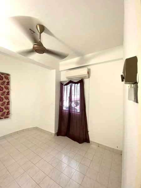 Condominium for Rent at City Gardens - Kew . - PropertyGuru.com.my