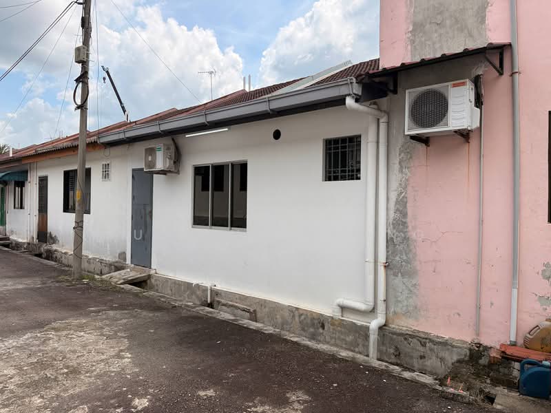 Rumah Teres 1 Tingkat untuk Dijual di Taman Flora Heights (Pasir Gudang) - Fu Heng Chong - Exterior - PropertyGuru.com.my