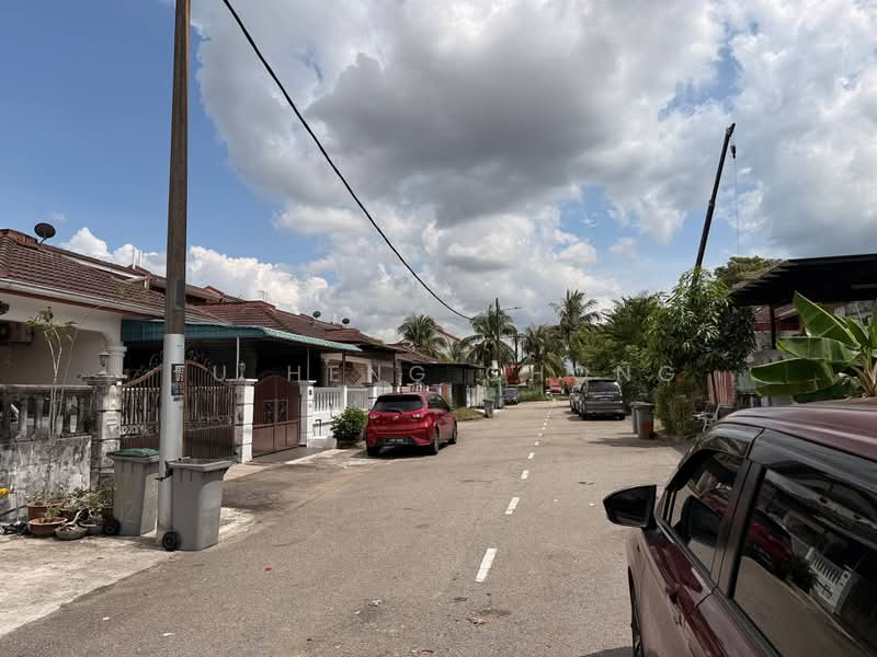 Rumah Teres 1 Tingkat untuk Dijual di Taman Flora Heights (Pasir Gudang) - Fu Heng Chong - Exterior - PropertyGuru.com.my