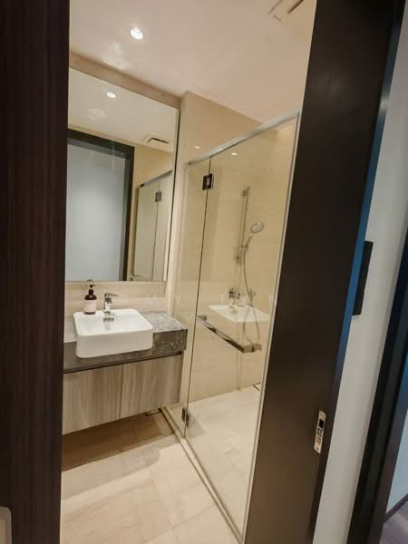 Service Residence for Rent at Marriott Residence @ Gurney - Amy Tan - Bathroom - PropertyGuru.com.my