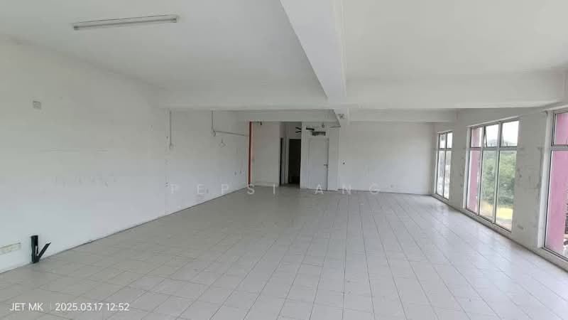 Factory for Rent in Kapar (Selangor) - Pepsi Ang - Interior - PropertyGuru.com.my