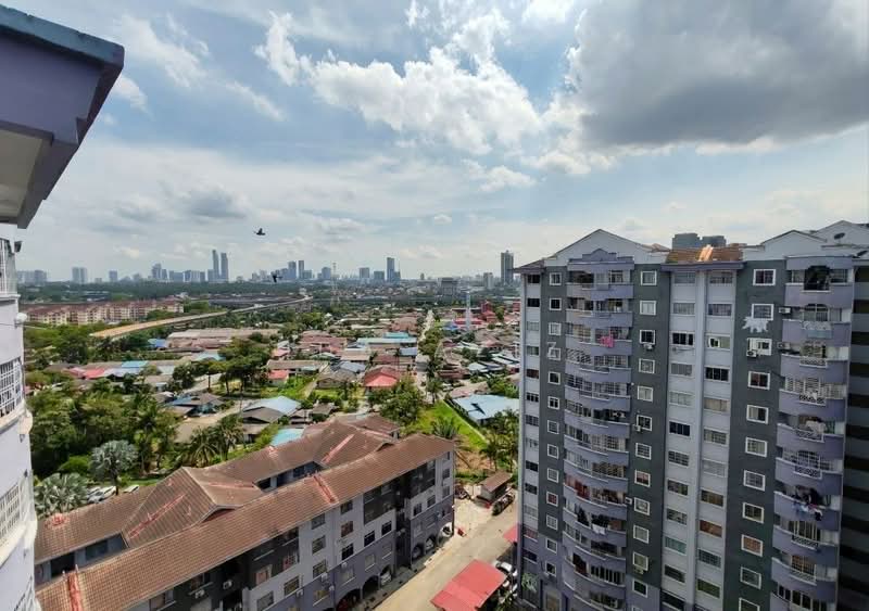 Pangsapuri untuk Dijual di Bayu Puteri 2 - Ida Aziz - Exterior - PropertyGuru.com.my