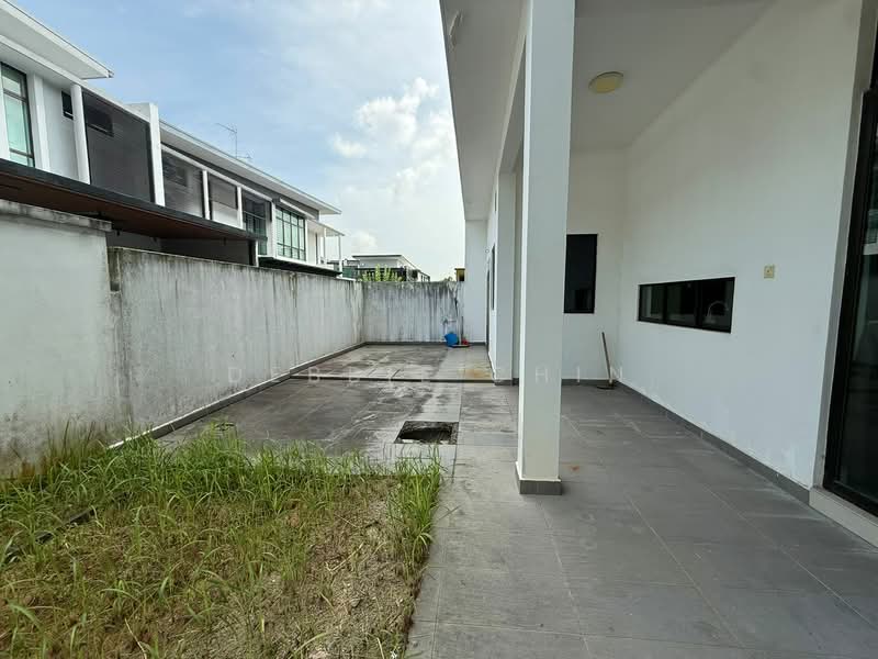 Cluster House for Sale in Johor Bahru (Johor) - Debbie Chin - Exterior - PropertyGuru.com.my