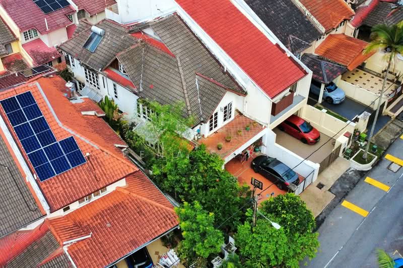 Rumah Teres 2 Tingkat untuk Dijual di Taman Tun Dr Ismail (Kuala Lumpur) - Reena Sarif - Exterior - PropertyGuru.com.my