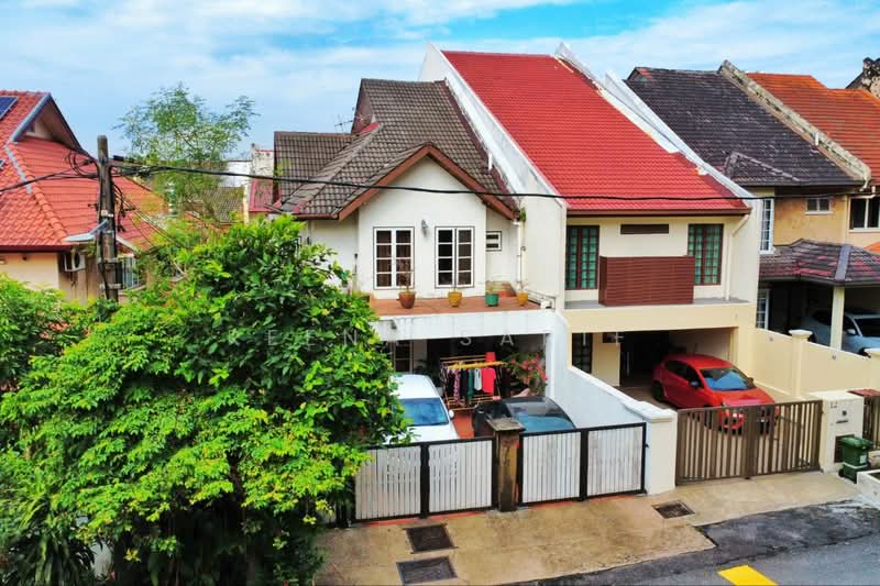 Rumah Teres 2 Tingkat untuk Dijual di Taman Tun Dr Ismail (Kuala Lumpur) - Reena Sarif - Exterior - PropertyGuru.com.my