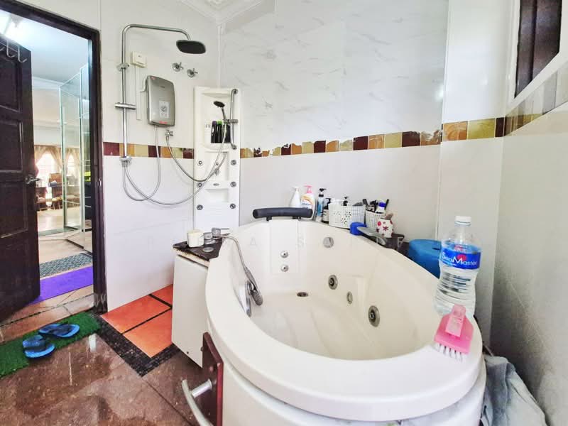 Rumah Teres 2 Tingkat untuk Dijual di Taman Tun Dr Ismail (Kuala Lumpur) - Reena Sarif - PropertyGuru.com.my
