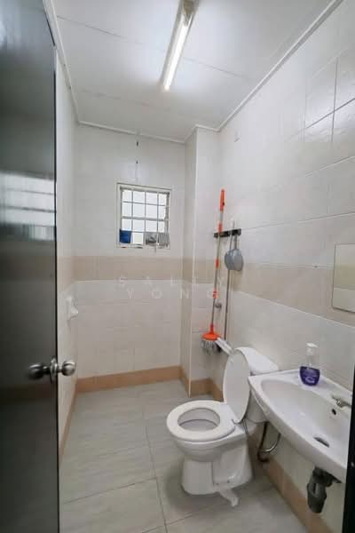 2-storey Terraced House for Rent in Setia Impian (Setia Alam) - Sally Yong - Bathroom - PropertyGuru.com.my