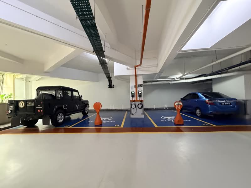 Kondominium untuk Dijual di Cendana - CYNTHIA TAN - Car Park - PropertyGuru.com.my