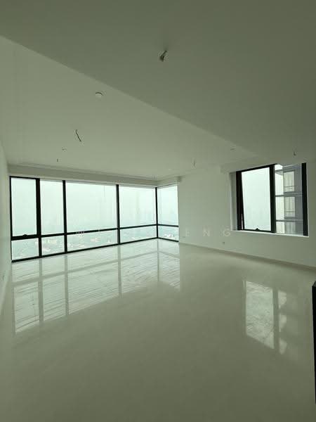 Kediaman Servis untuk Dijual di Regent Suites @ Pavilion Damansara Heights - Wei Kheng - Living Room - PropertyGuru.com.my