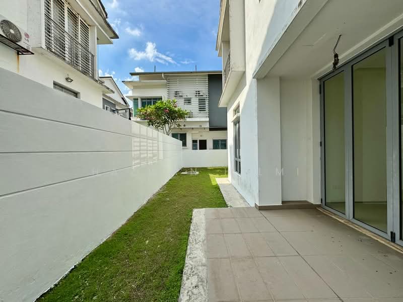Semi-Detached House for Sale in Denai Alam (Shah Alam) - Hazwan Hilmi - Exterior - PropertyGuru.com.my