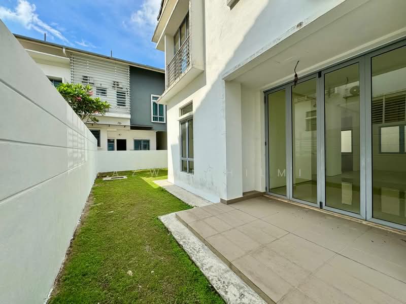 Semi-Detached House for Sale in Denai Alam (Shah Alam) - Hazwan Hilmi - Exterior - PropertyGuru.com.my