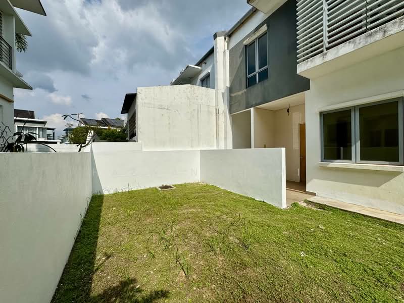 Semi-Detached House for Sale in Denai Alam (Shah Alam) - Hazwan Hilmi - Exterior - PropertyGuru.com.my