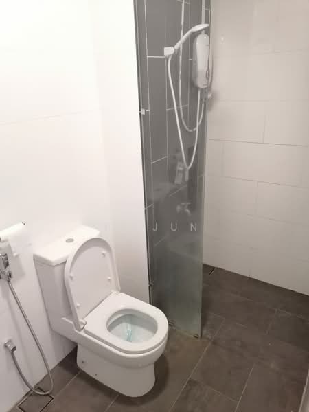 Service Residence for Rent at Ten Kinrara - Yi Jun - Bathroom - PropertyGuru.com.my