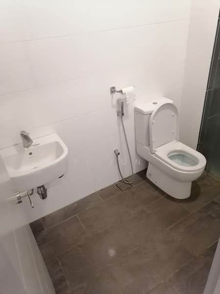 Service Residence for Rent at Ten Kinrara - Yi Jun - Bathroom - PropertyGuru.com.my