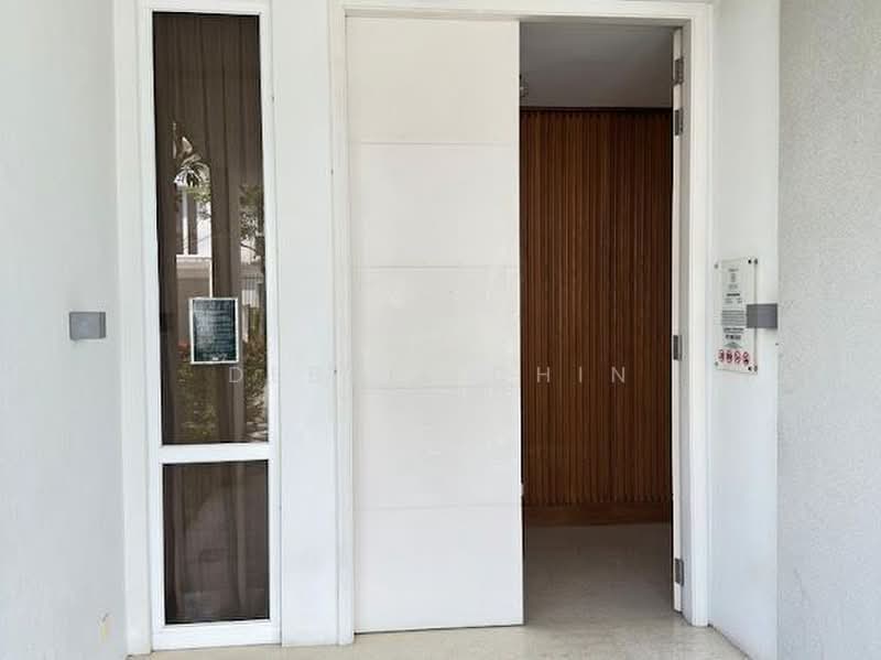 Semi-Detached House for Sale in Johor Bahru (Johor) - Debbie Chin - Entrance - PropertyGuru.com.my