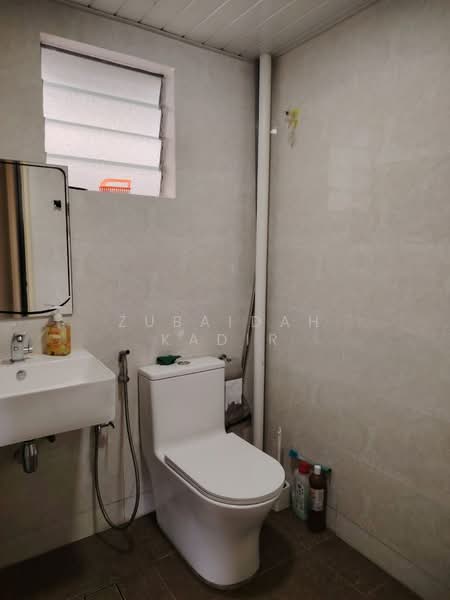 Kondominium untuk Disewa di Puncak Seri Kelana - Zubaidah Kadir - Bathroom - PropertyGuru.com.my