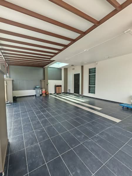 Rumah Berkembar untuk Dijual di Setia Tropika (Johor Bahru) - Jaffrey . - PropertyGuru.com.my