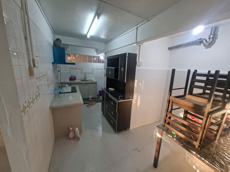 Rumah Flat untuk Disewa di Taman Koperasi Jelutong - Alex Chee - Kitchen - PropertyGuru.com.my