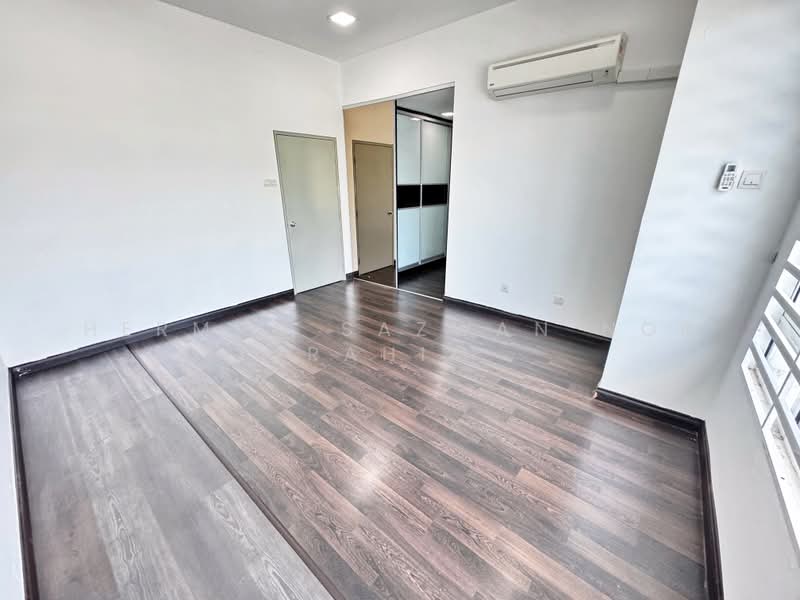 Rumah Teres 2 Tingkat untuk Dijual di Taman TTDI Grove (Kajang) - Herman Sazwan Nor Rahim - Bedroom - PropertyGuru.com.my