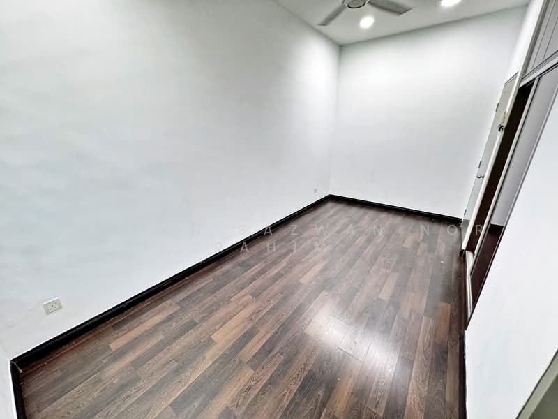 Rumah Teres 2 Tingkat untuk Dijual di Taman TTDI Grove (Kajang) - Herman Sazwan Nor Rahim - Bedroom - PropertyGuru.com.my