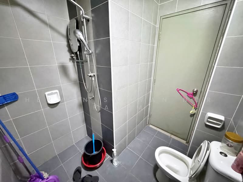 Rumah Teres 2 Tingkat untuk Dijual di Taman TTDI Grove (Kajang) - Herman Sazwan Nor Rahim - Bathroom - PropertyGuru.com.my