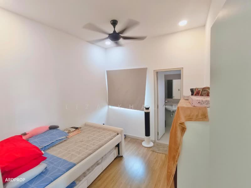 Rumah Teres 2 Tingkat untuk Dijual di Serene Heights (Semenyih) - Liza Khalid - PropertyGuru.com.my