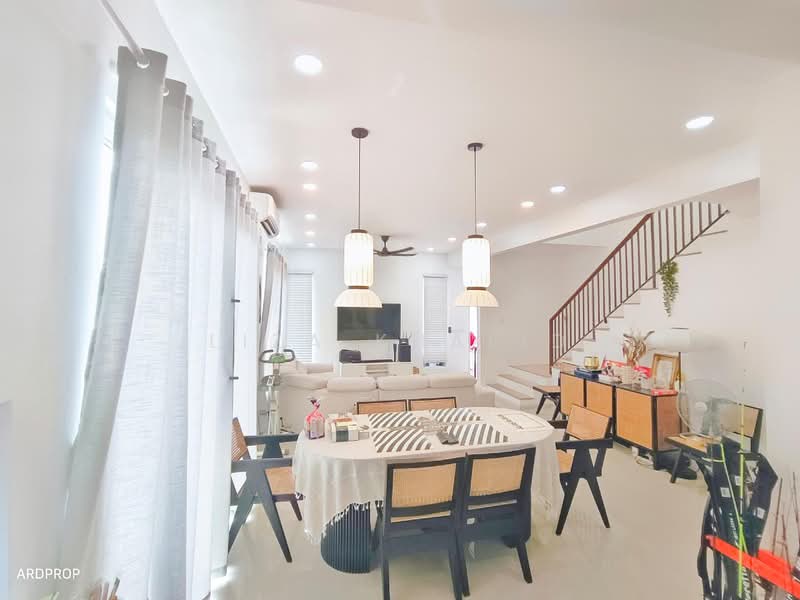Rumah Teres 2 Tingkat untuk Dijual di Serene Heights (Semenyih) - Liza Khalid - PropertyGuru.com.my