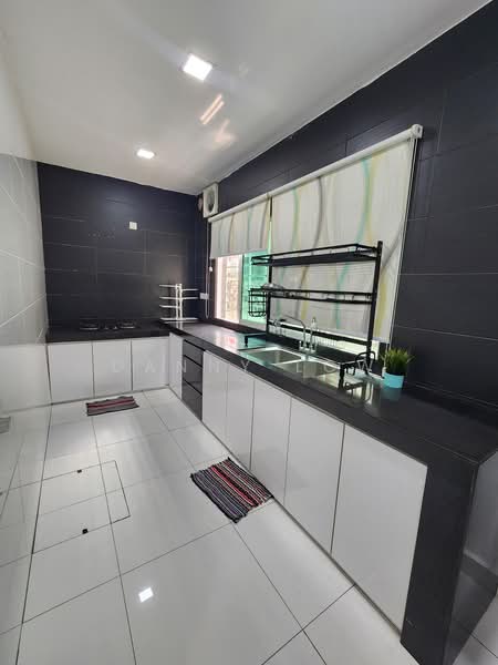 Terraced House for Rent in Alam Damai (Cheras) - Danny Low - Kitchen - PropertyGuru.com.my