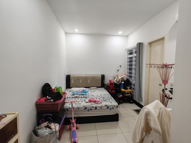 Cluster House for Sale in Setia Tropika (Johor Bahru) - Jeff Lee - Bedroom - PropertyGuru.com.my