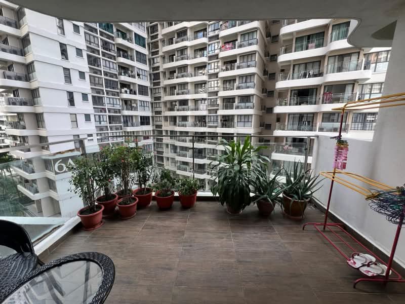 Condominium for Sale at Bay Point @ Country Garden Danga Bay - Vivian Abdullah - Balcony - PropertyGuru.com.my