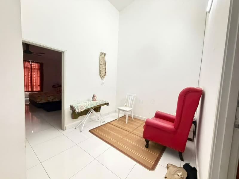 Rumah Teres 2 Tingkat untuk Dijual di Taman Bestari Indah (Ulu Tiram) - Shu Ying - Bedroom - PropertyGuru.com.my