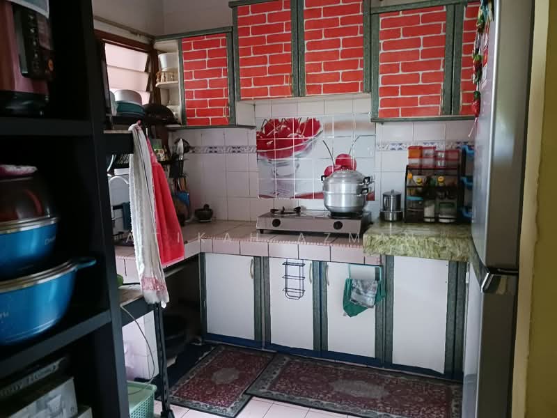 Apartment for Sale at Apartment Flora - Atikah Azman - Kitchen - PropertyGuru.com.my