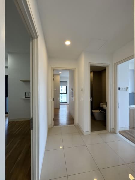 Service Residence for Rent at Tropicana Gardens - Max Tan - Corridor - PropertyGuru.com.my