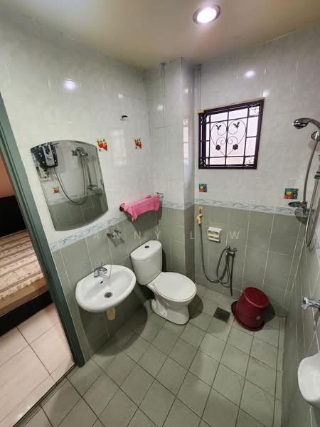 Rumah Teres 2-Tingkat untuk Dijual di Bandar Damai Perdana (Cheras) - Danny Low - Bathroom - PropertyGuru.com.my