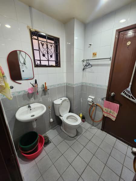 Rumah Teres 2-Tingkat untuk Dijual di Bandar Damai Perdana (Cheras) - Danny Low - Bathroom - PropertyGuru.com.my